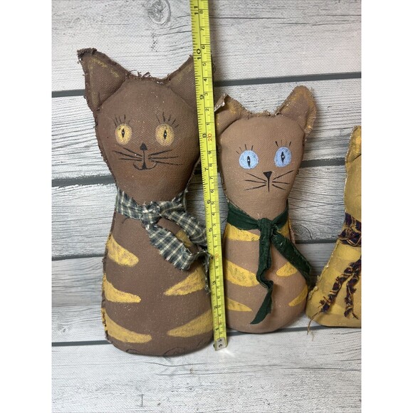Three Primitive Halloween /Autumn Pumpkin Hand painted Fabric Cat - Picture 7 of 8